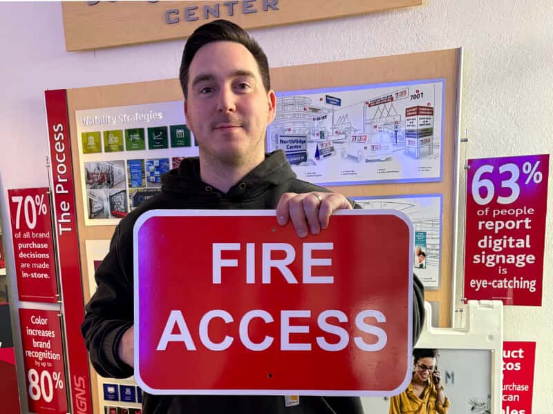 Regulatory & Safety Signs